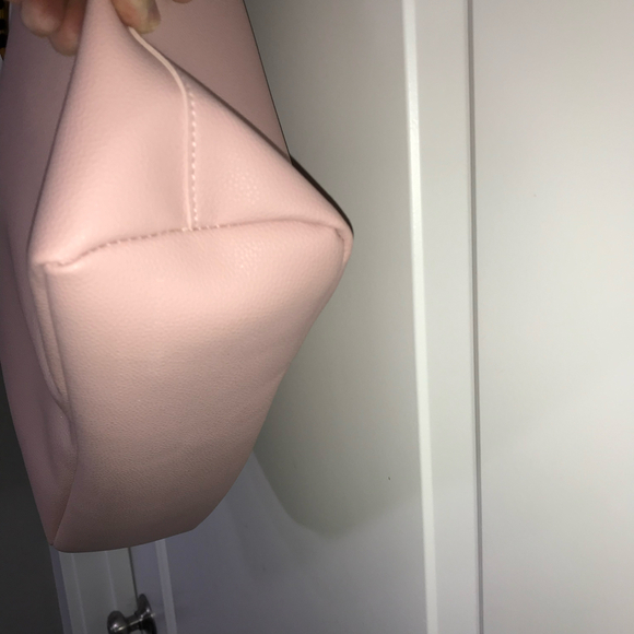 Vince Camuto Large PVC Pink Tote. 19 x 13 - Picture 4 of 9